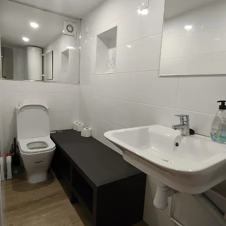 Cozy Studio With Extra Bed In Appartement